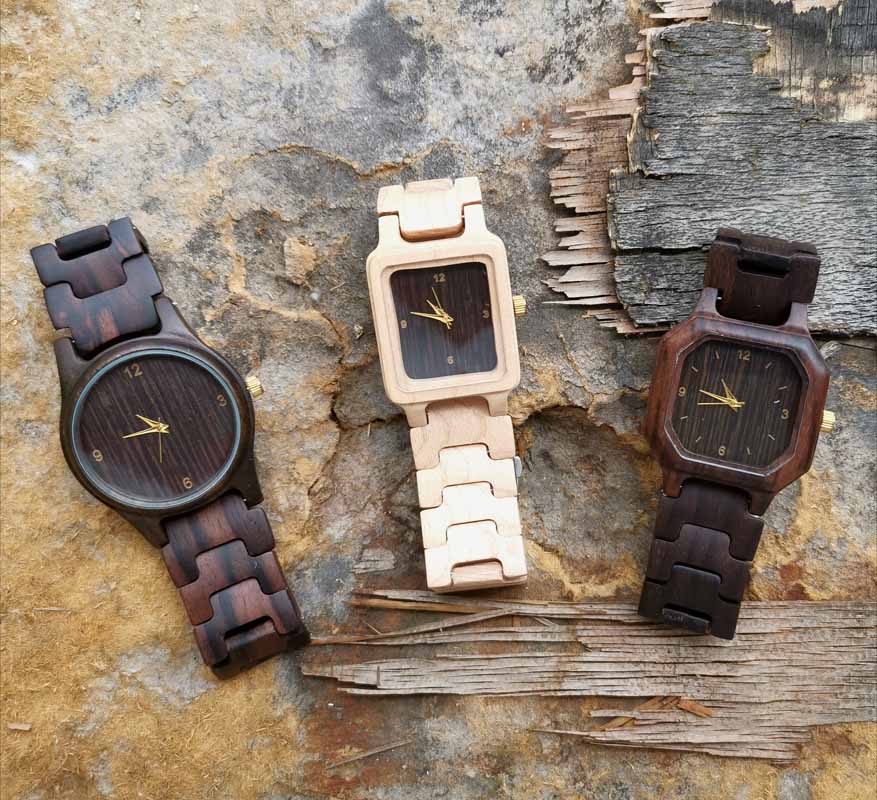 Variasi kayu dan warna Mahi Watch